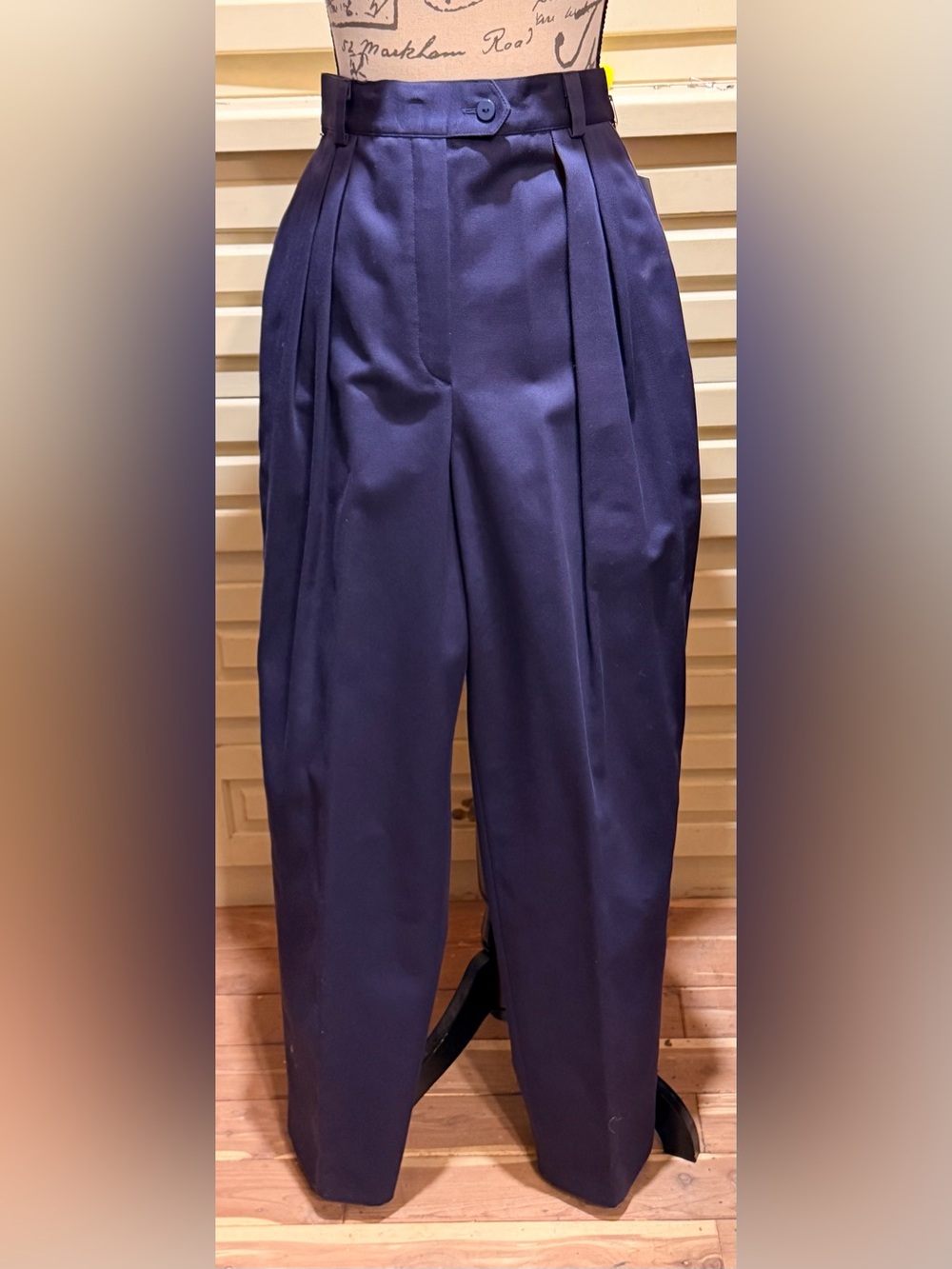 NWT VTG Escada Margaretha Ley Cotton Pleated High Waisted Trousers